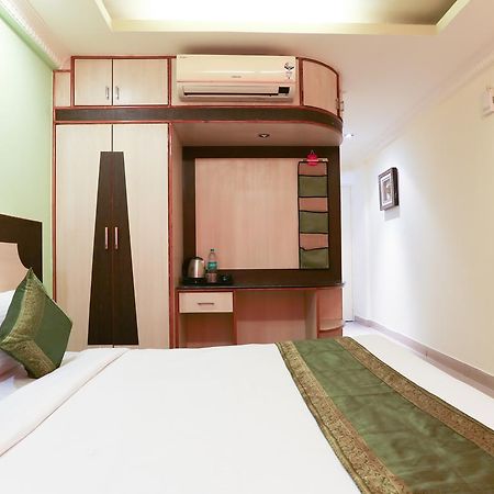 Hotel Treebo Trip Grand Regency Bangalore Esterno foto