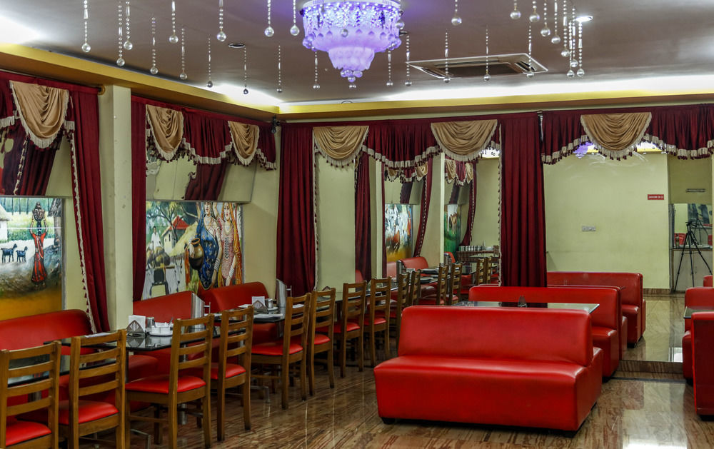 Hotel Treebo Trip Grand Regency Bangalore Esterno foto